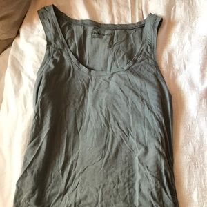 GAP MATERNITY TANK TOP